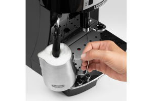 Expresso avec broyeur Delonghi MAGNIFICA S ECAM22.140.B NOIR