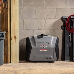 Groupe électrogène à onduleur portable à essence PowerSmart Series Inverter P4500 de Briggs & Stratton, alimentation propre 4500 watts/3700 watts, ultra silencieux et léger