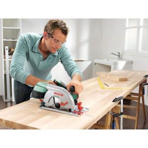 BOSCH Scie circulaire PKS66AF 1600W + rail